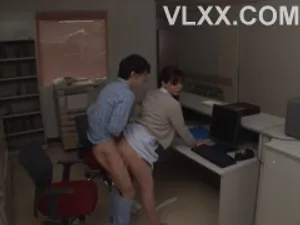 Sex buổi sáng với nữ sinh xăm mình